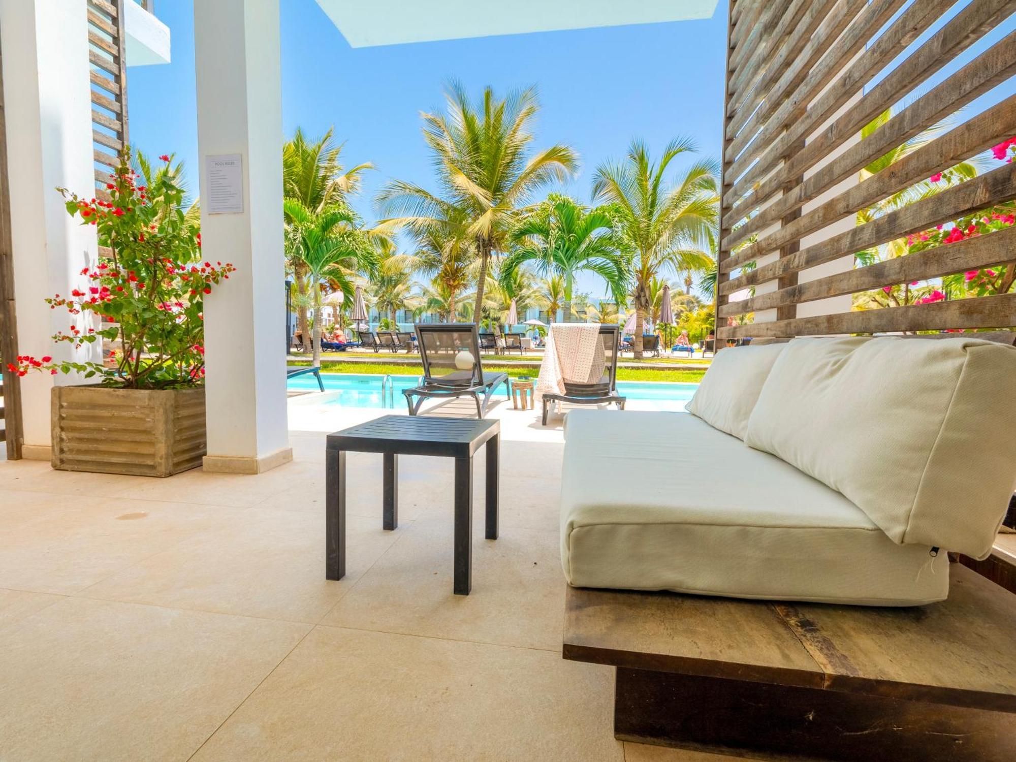 Tamala Beach Resort (Adults Only) Коту Екстериор снимка
