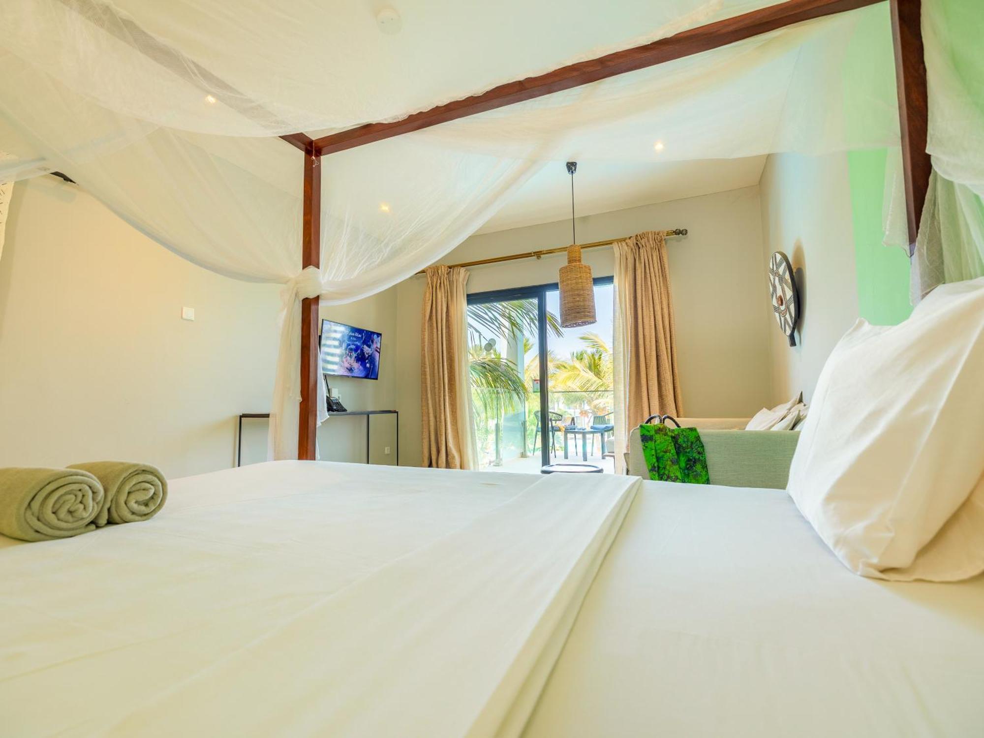 Tamala Beach Resort (Adults Only) Коту Екстериор снимка